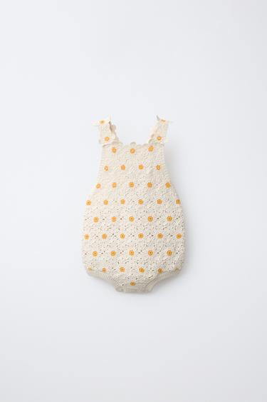 PELELE MARGARITAS CROCHET LISO - Crudo de Zara