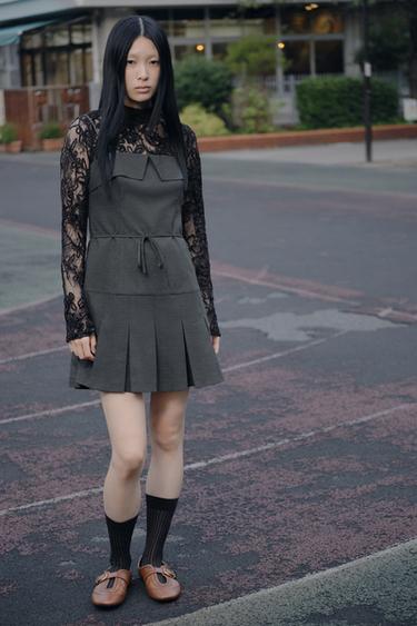 SHORT PINSTRIPE DRESS WITH PLEATS - Dark grey by Zara