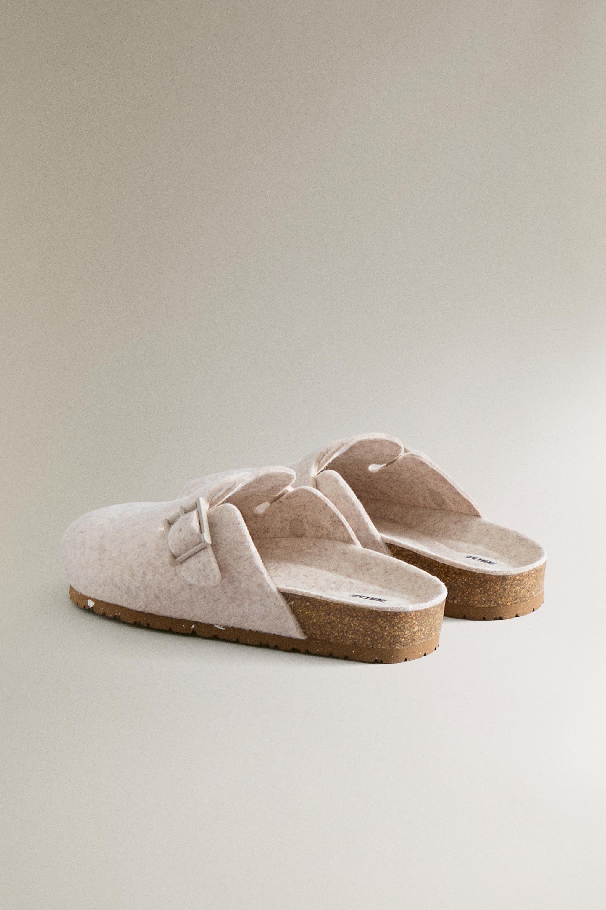BUCKLED FELT MULE CLOG SLIPPERS