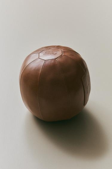 MEDICINE BALL SPORT CUIR - Marron de Zara - Image 5