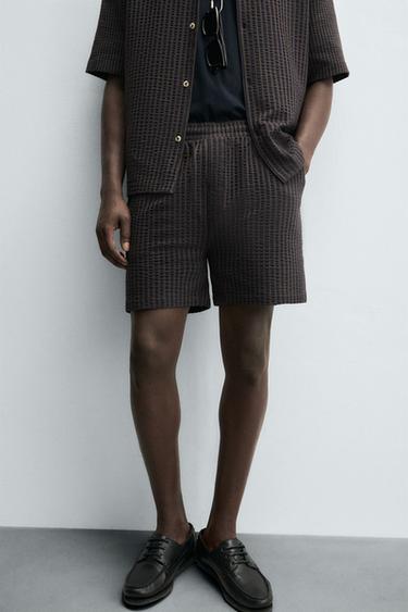SEERSUCKER STRIPE COMFORT BERMUDA SHORTS - Brown-Blue by Zara - Image 4
