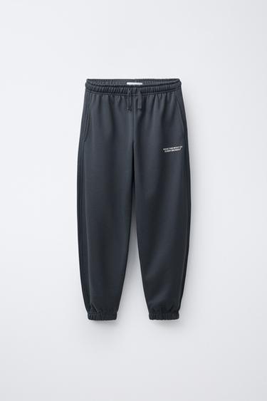 PANTALÓN JOGGER TEXTO - Gris antracita de Zara - Imagen 0