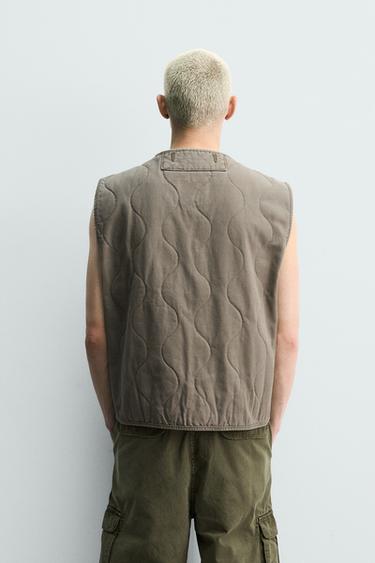 GILET DÉLAVÉ SURPIQÛRES - Kaki de Zara - Image 2