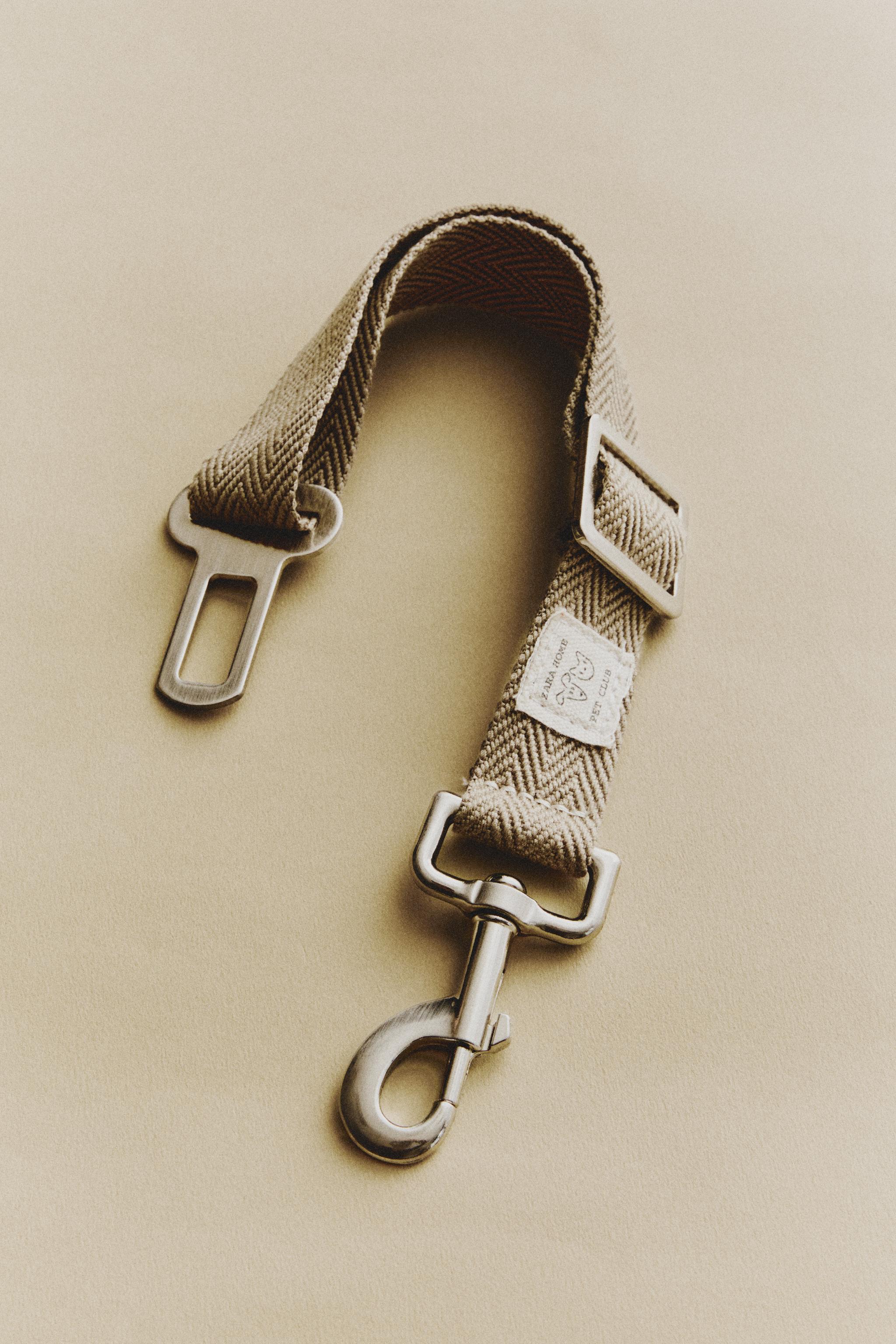 PET CAR SAFETY BELT — Khaki
