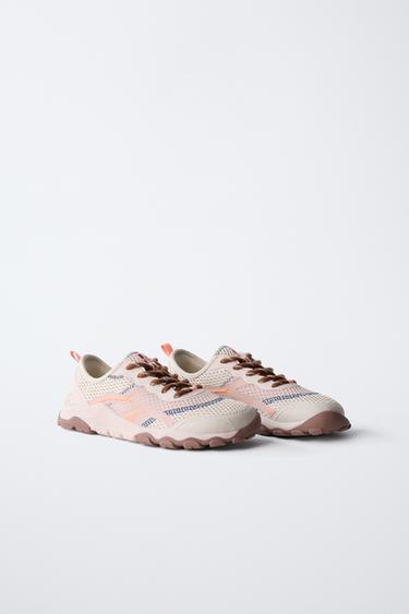 BASKETS BAREFOOT EN RÉSILLE - Rose de Zara - Image 1