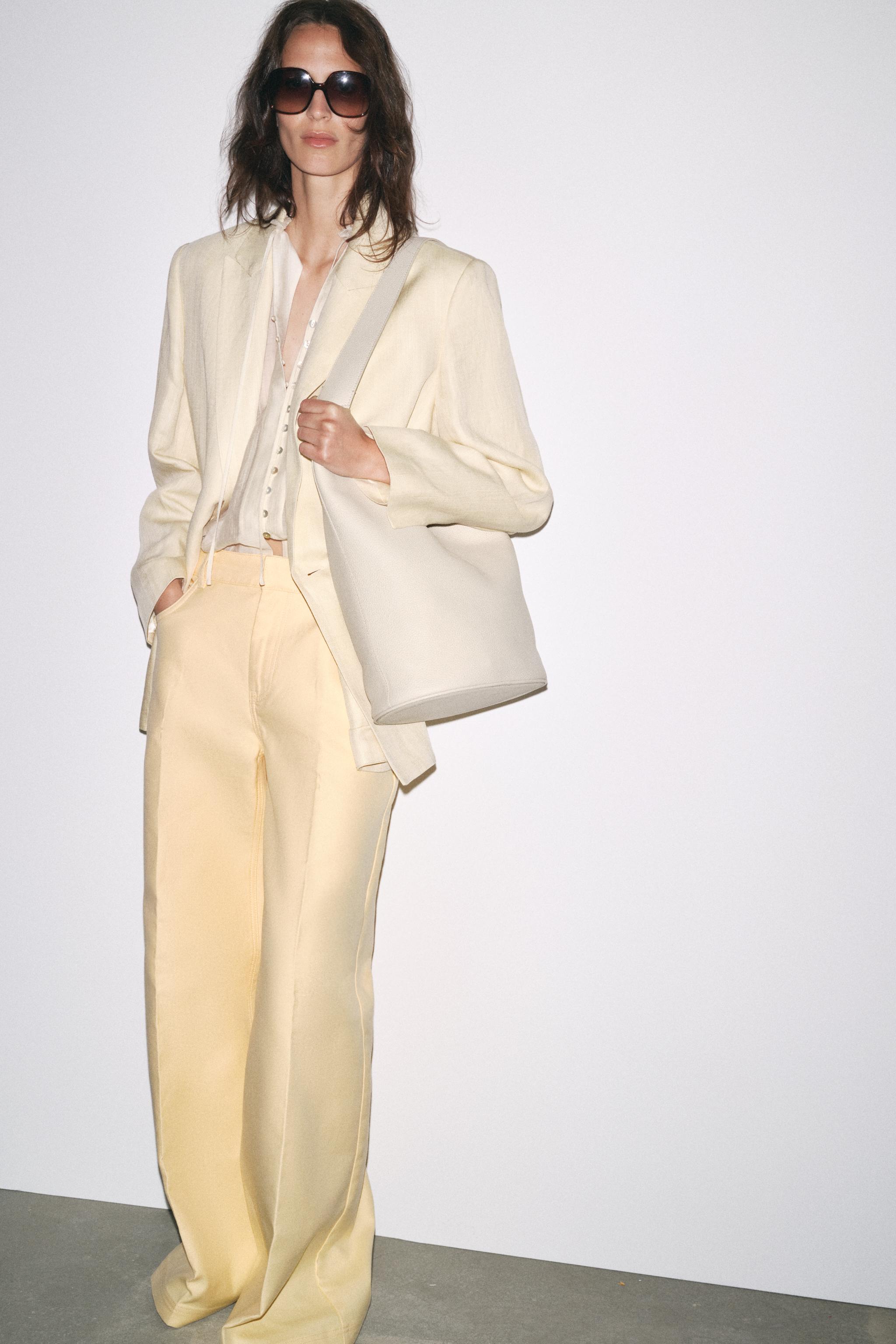 レザーショルダーバケットバッグ - エクリュ | ZARA Japan / 日本 レザーショルダーバケットバッグ - エクリュ | ZARA Japan / 日本