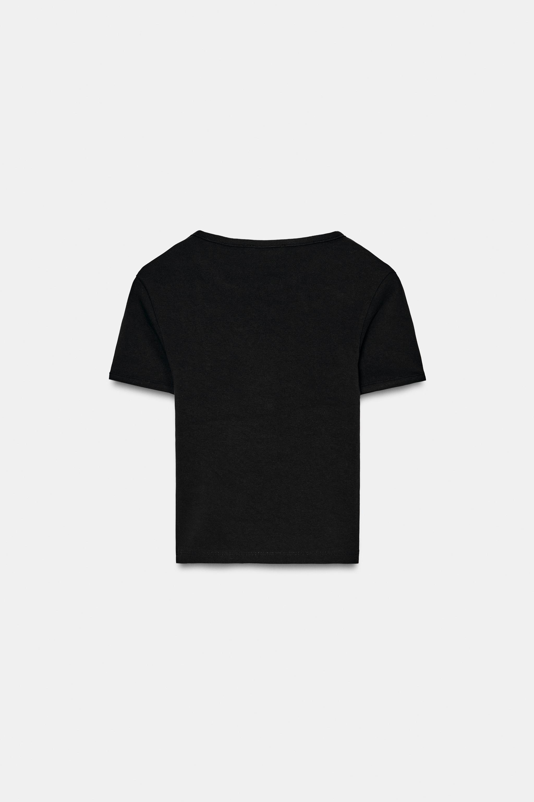 CONTRAST TRIM T-SHIRT