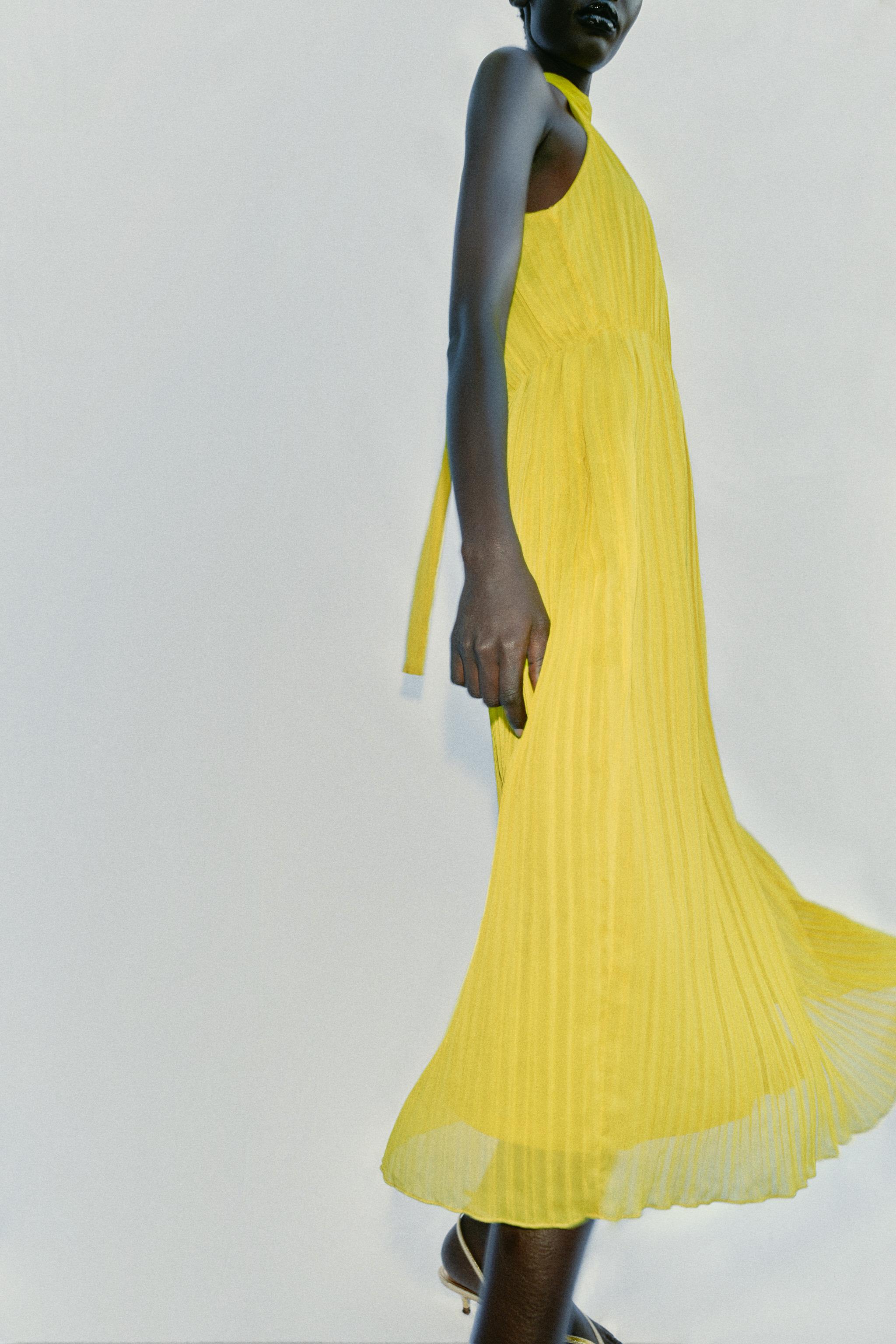 ROBE MI-LONGUE PLISSÉE