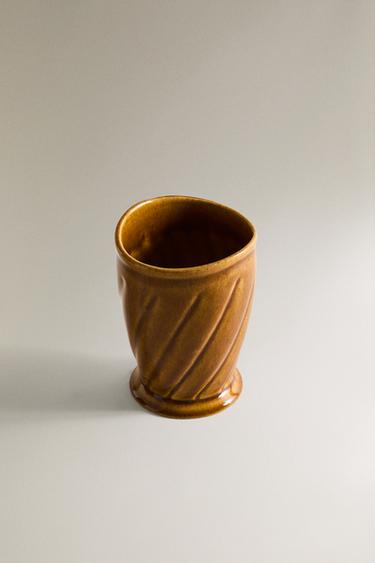 MUSTARD YELLOW RAISED DESIGN TOOTHBRUSH HOLDER - Mustard by Zara - Image 1