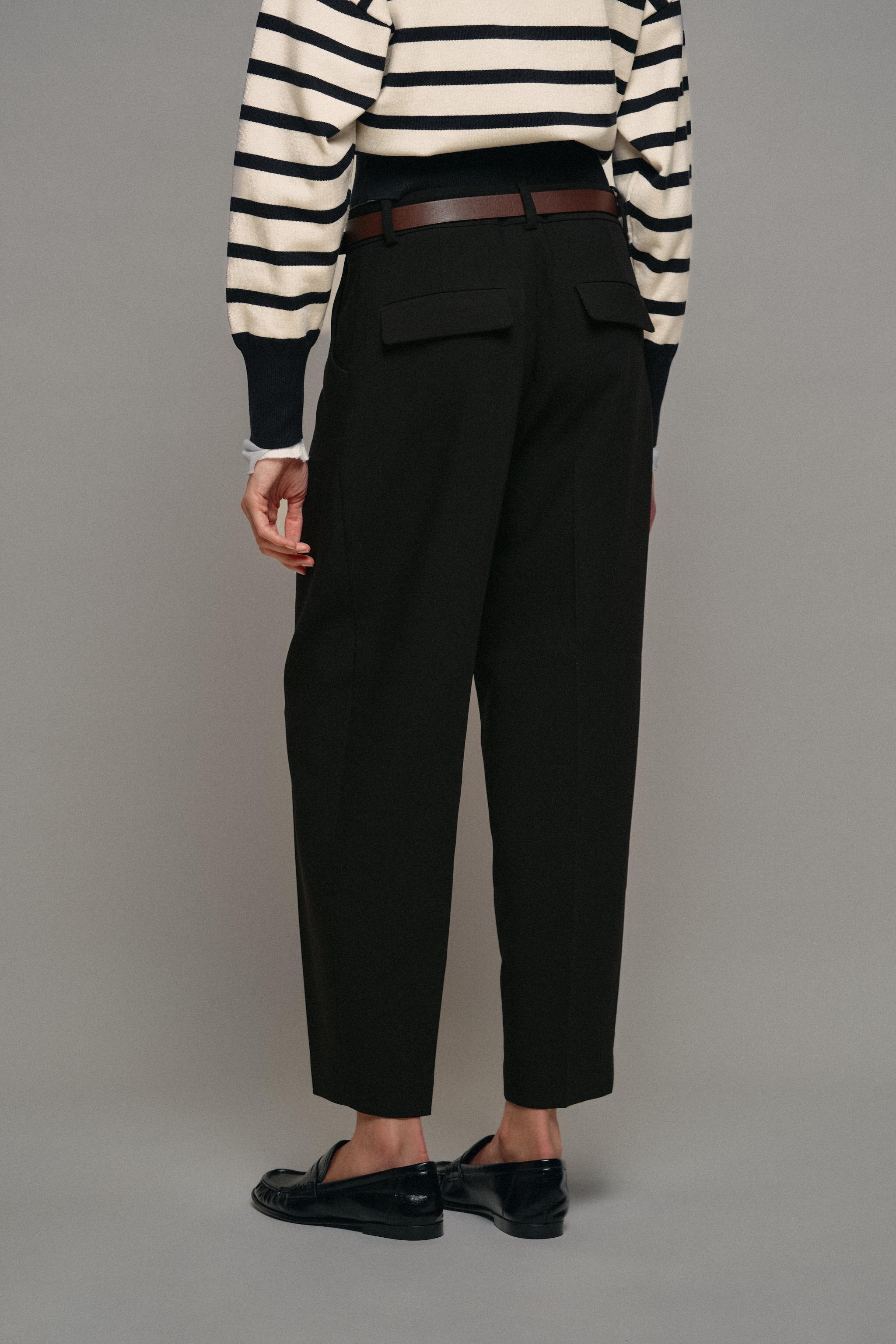 BELTED ANKLE PANTS