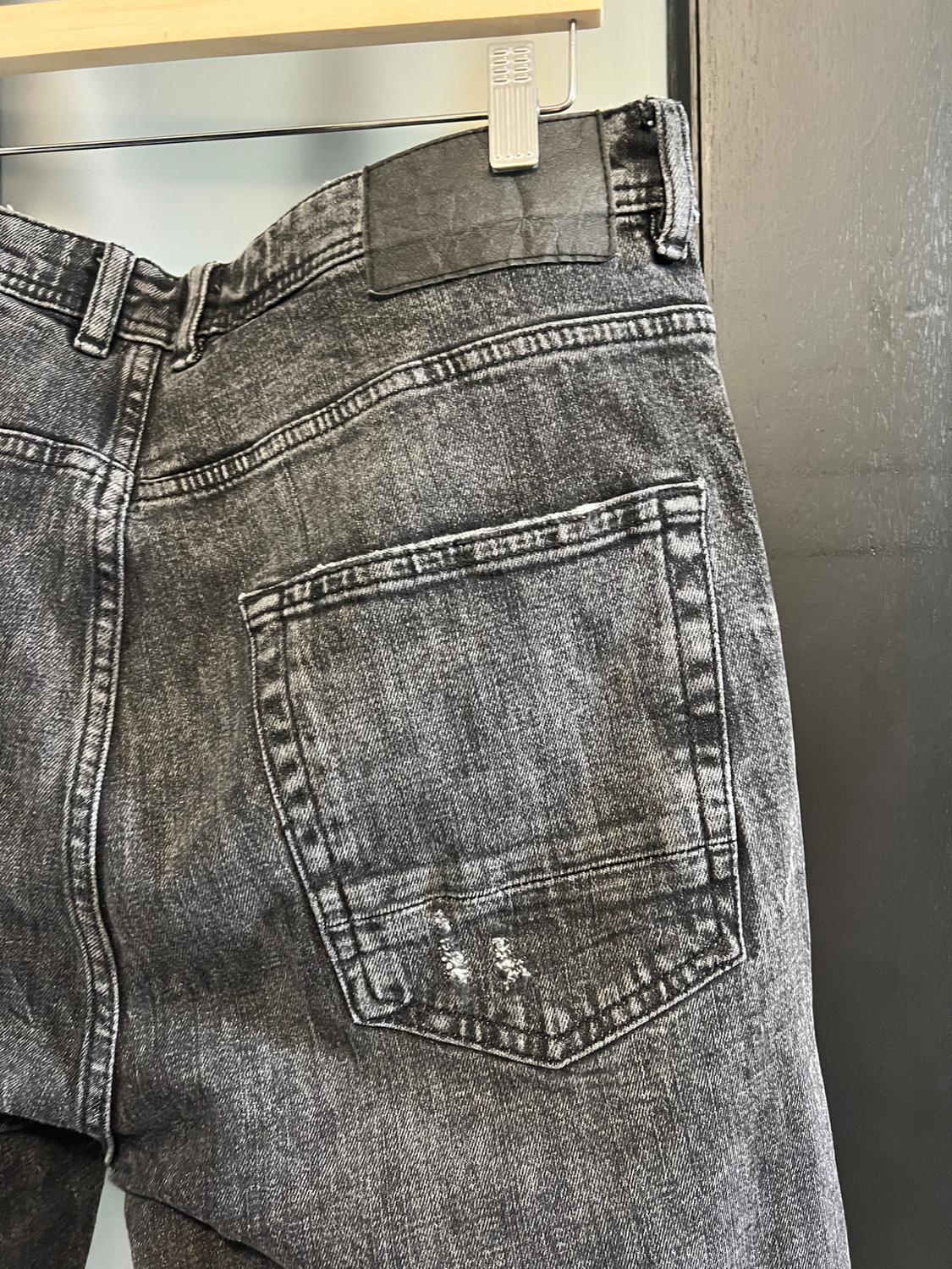 RIPPED TAPERED JEANS - Image 5