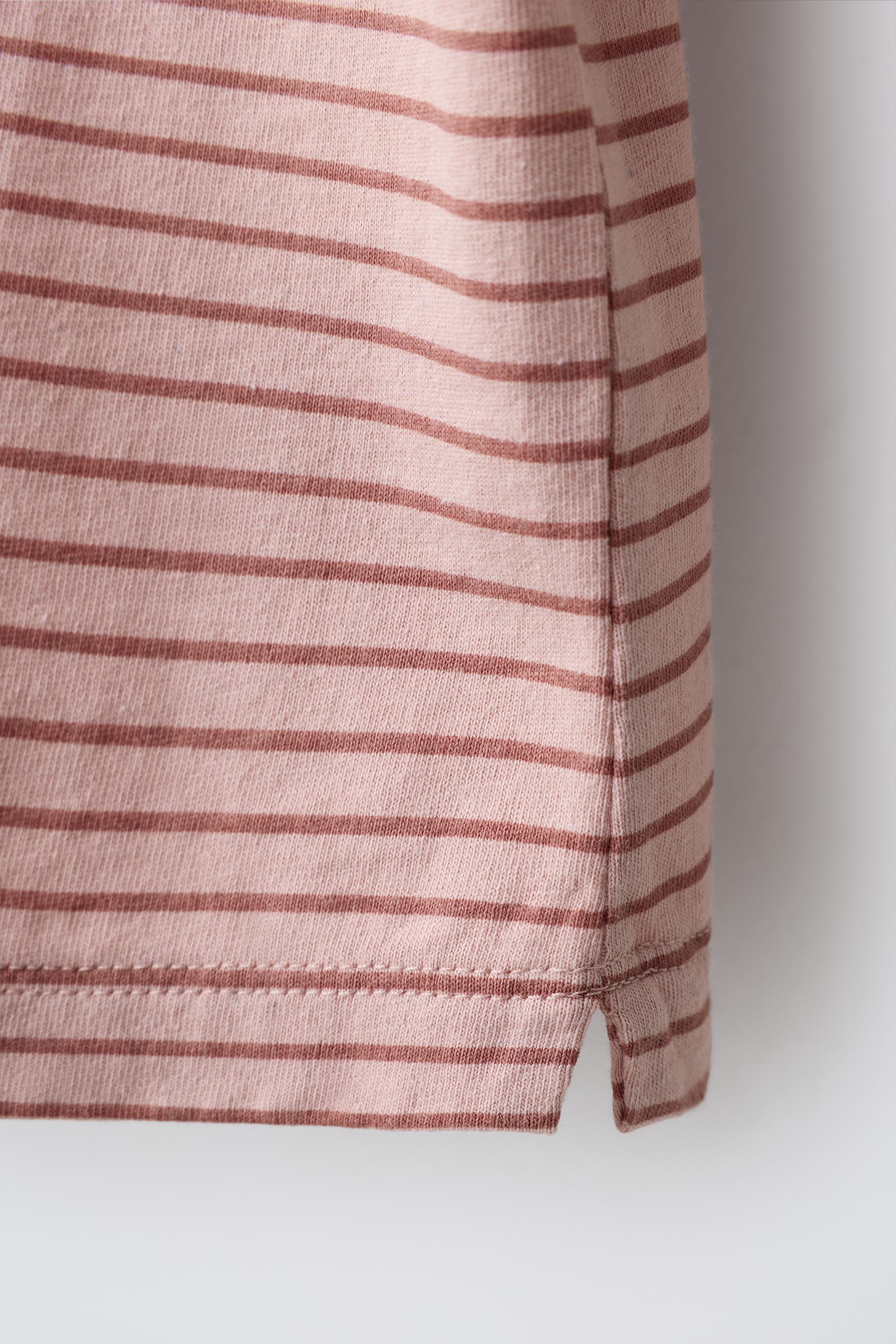 STRIPED PRINT T-SHIRT