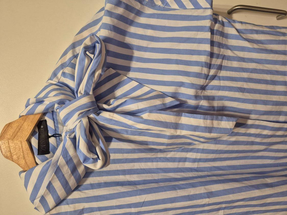 STRIPED SHIRT WITH BOW - Image 2