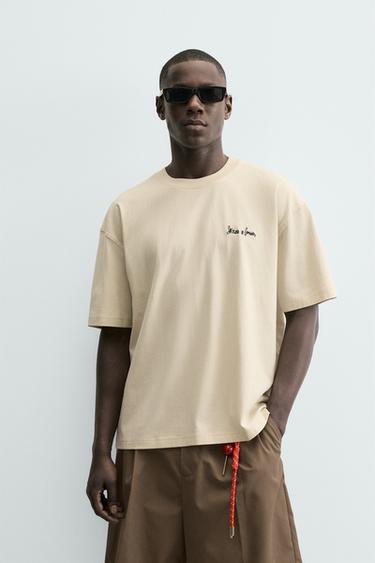 CAMISETA ESTAMPADO CONTRASTE - Arena de Zara