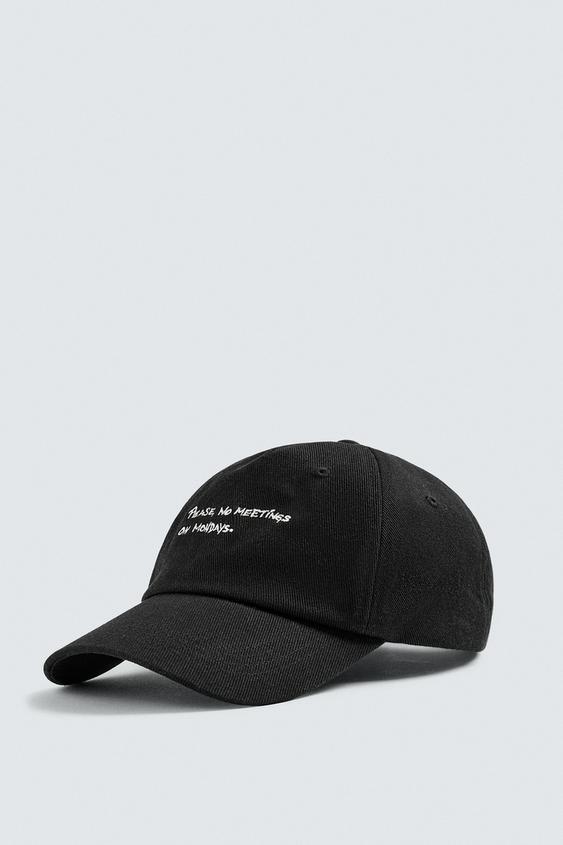CONTRAST EMBROIDERY CAP