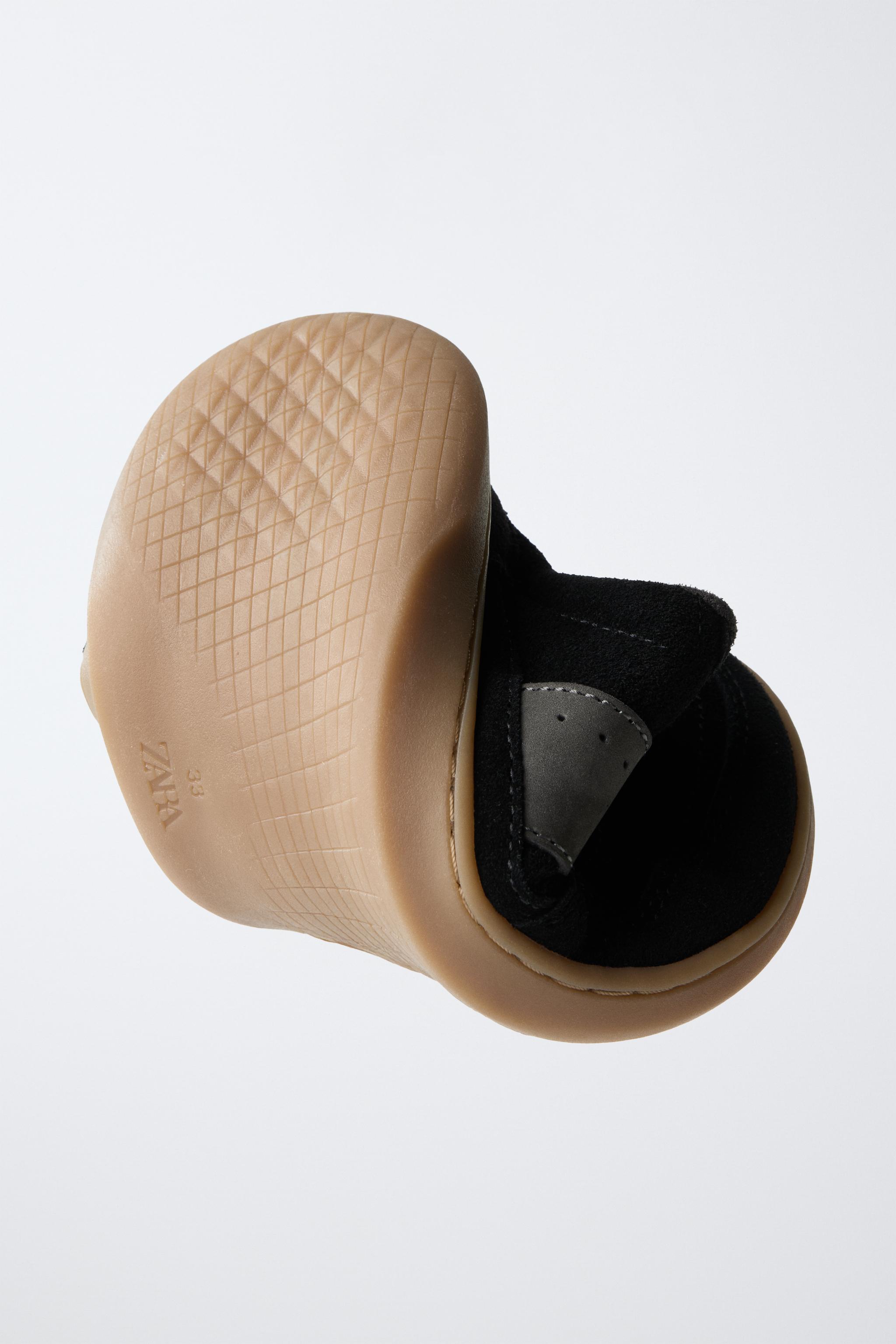 BASKET BAREFOOT EN CUIR