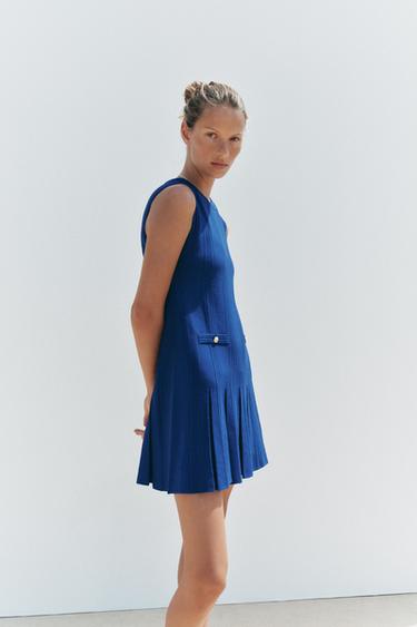 ROBE EN MAILLE À PLIS PLATS - Bleu roi de Zara - Image 1