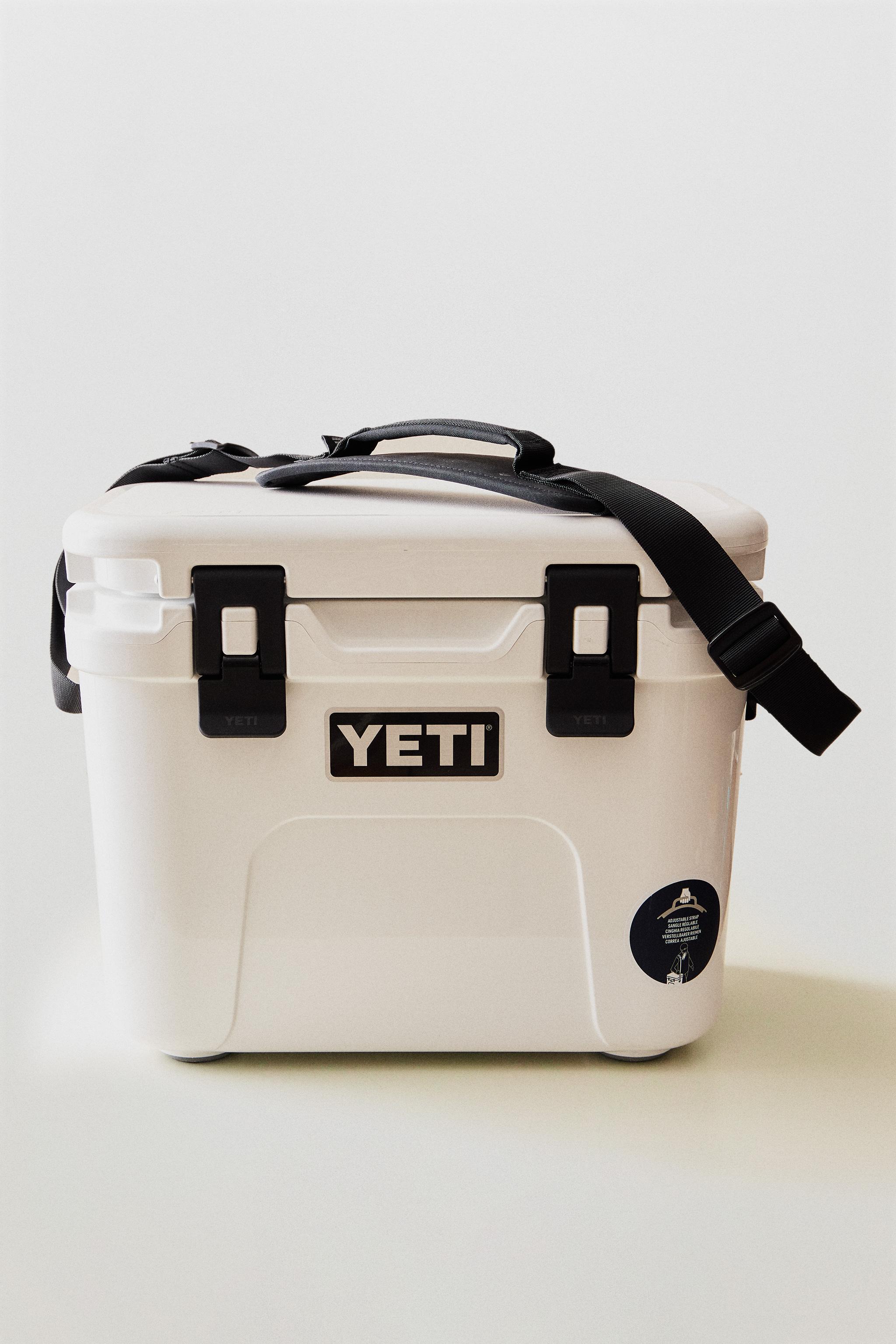 GLACIÈRE RIGIDE PORTATIVE YETI