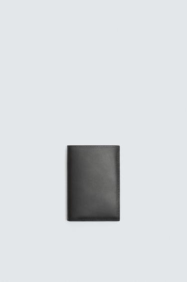 CARTEIRA DE PASSAPORTE EM COURO - Preto da Zara