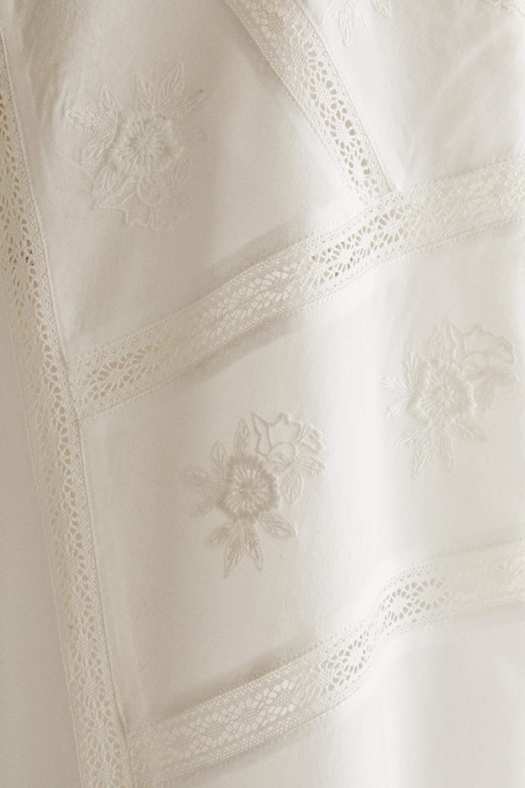 CHEMISE DE NUIT BRODERIES