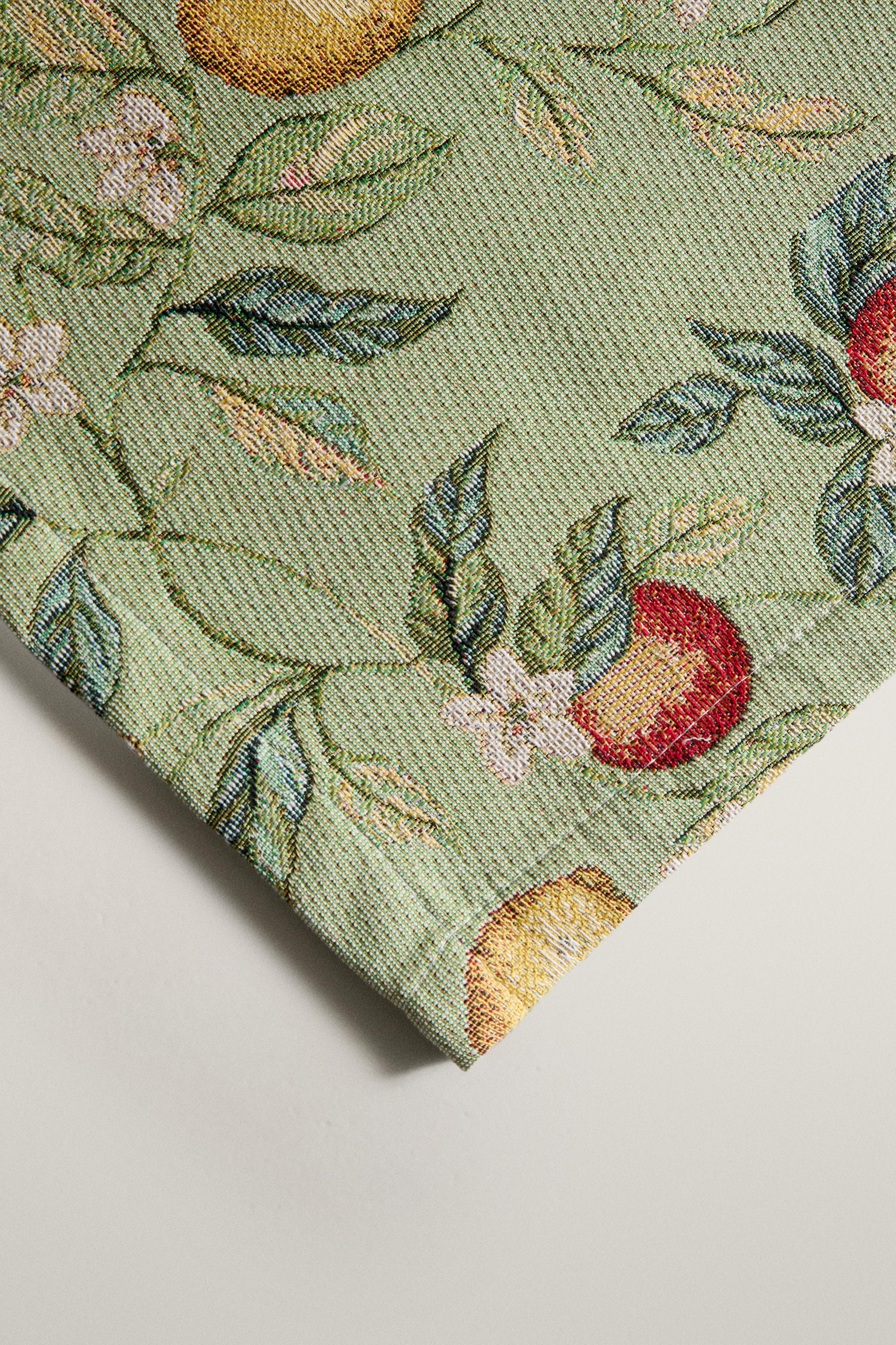 FRUIT JACQUARD TABLECLOTH