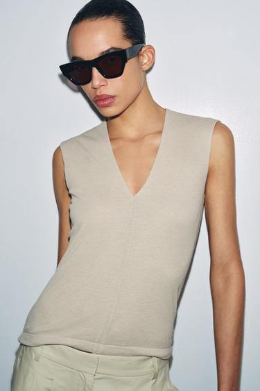 RIBBED V-NECK TOP - Beige by Zara