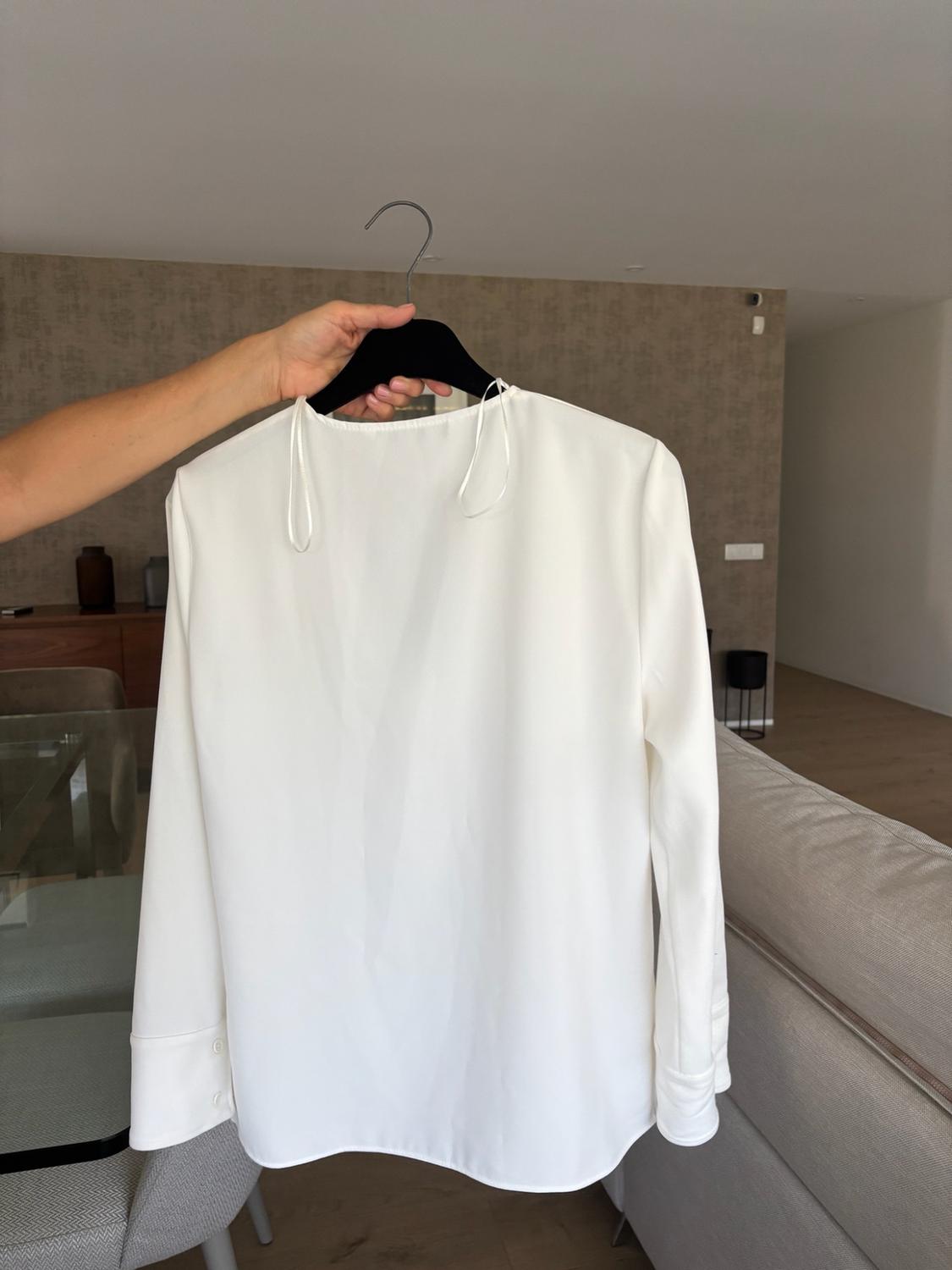 BLOUSE WITH SIDE VENTS - Image 2