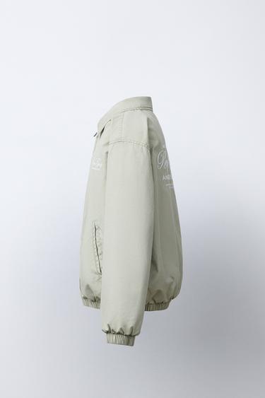 BLOUSON BOMBER À INSCRIPTION BRODÉE - Beige de Zara - Image 2