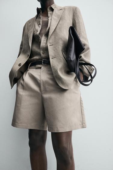 BERMUDA COUPE DÉCONTRACTÉE PLIS - Vison de Zara - Image 4