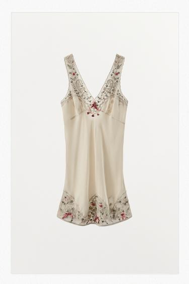 GECOMBINEERDE TULE JURK MET BORDUURSEL EN KRALEN - Ecru van Zara