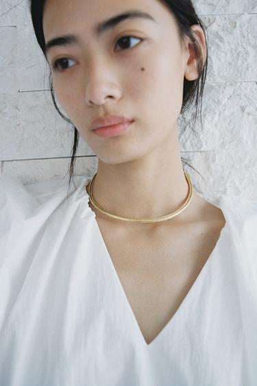 TEXTURED CHOKER NECKLACE - Golden by Zara
