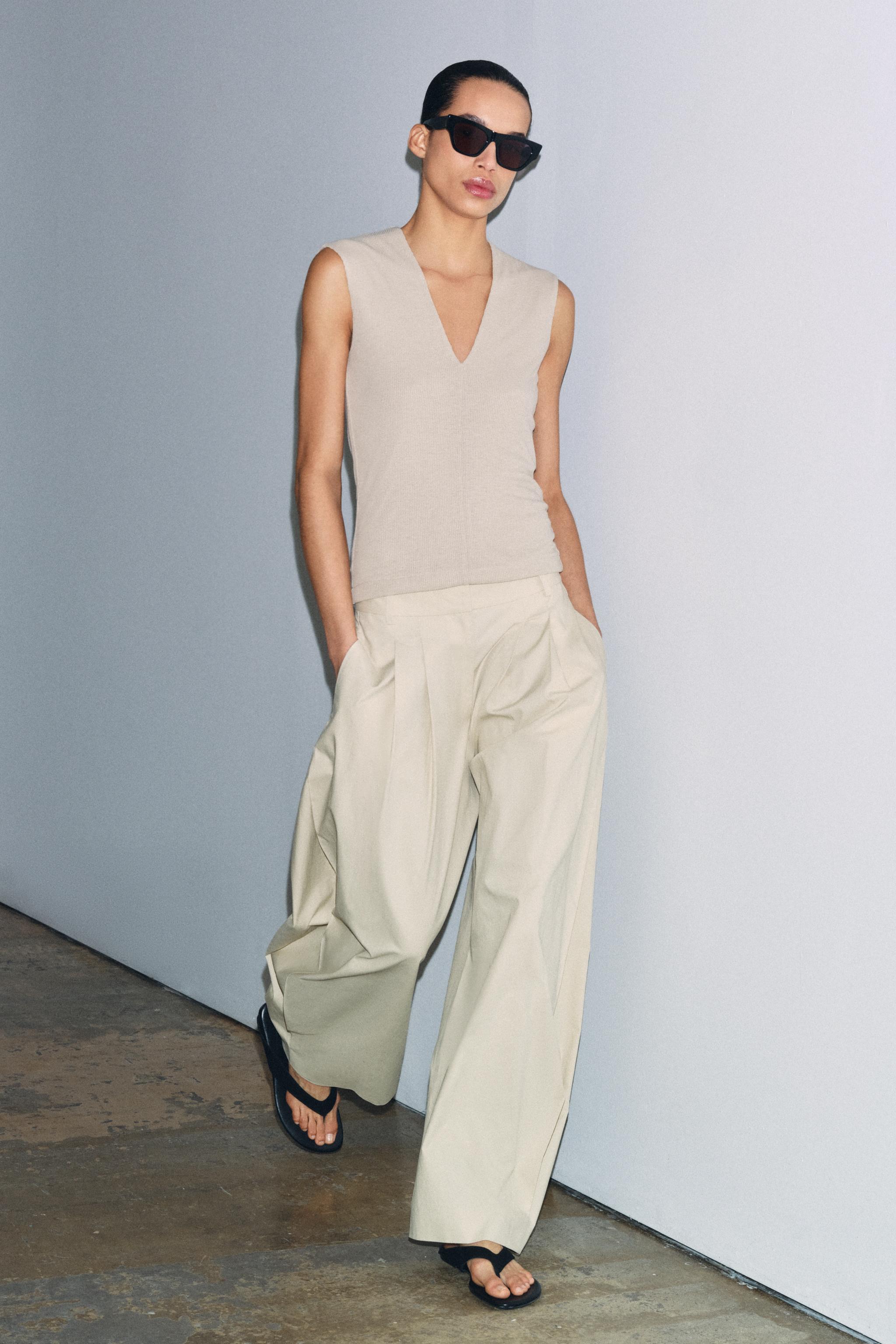 RIBBED V-NECK TOP — Beige