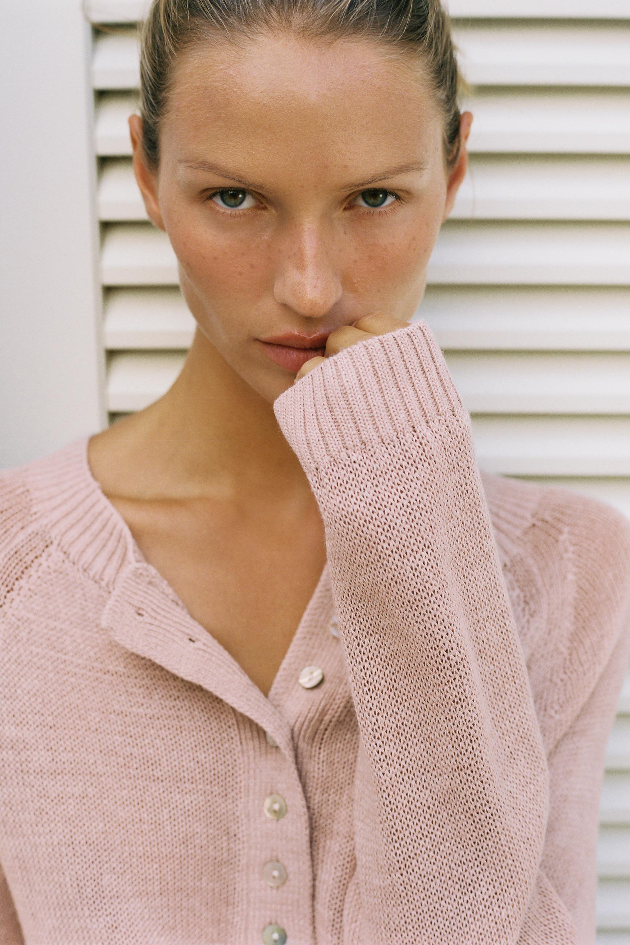 BUTTON-UP KNIT JUMPER — Pink