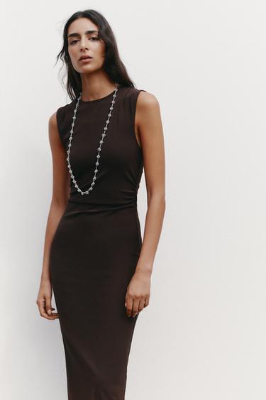 VESTIT MIDI FORNITURA ESQUENA - Marró de Zara