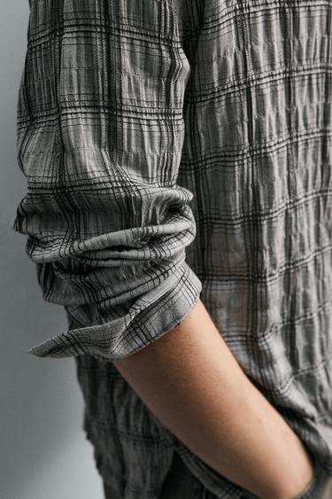 EMBOSSED CHECK SHIRT - Grey by Zara - Image 4