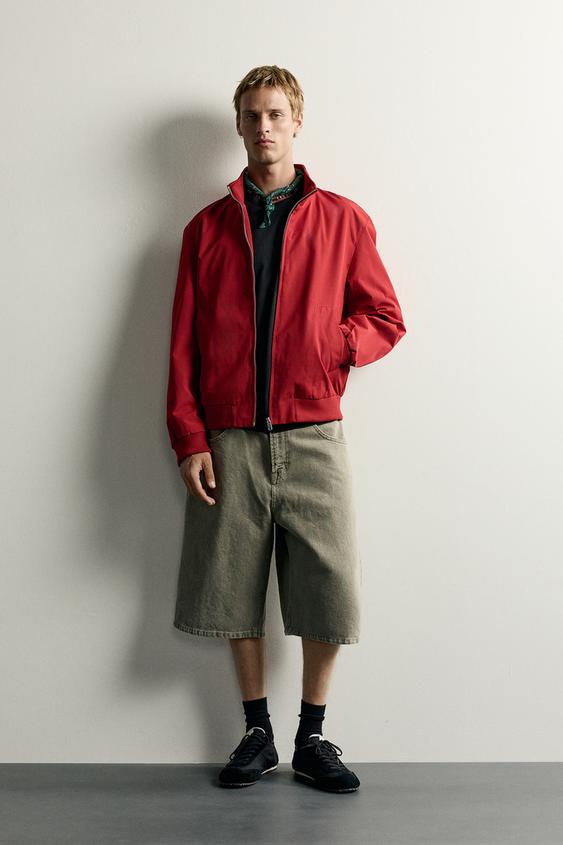 CAZADORA RELAXED FIT LIGERA - Rojo de Zara - Imagen 0