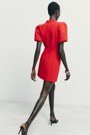 VESTIDO CORTO MANGA ABULLONADA - Rojo de Zara