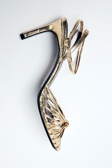 METALLIC KNOTTED HEEL SANDALS - Gold by Zara