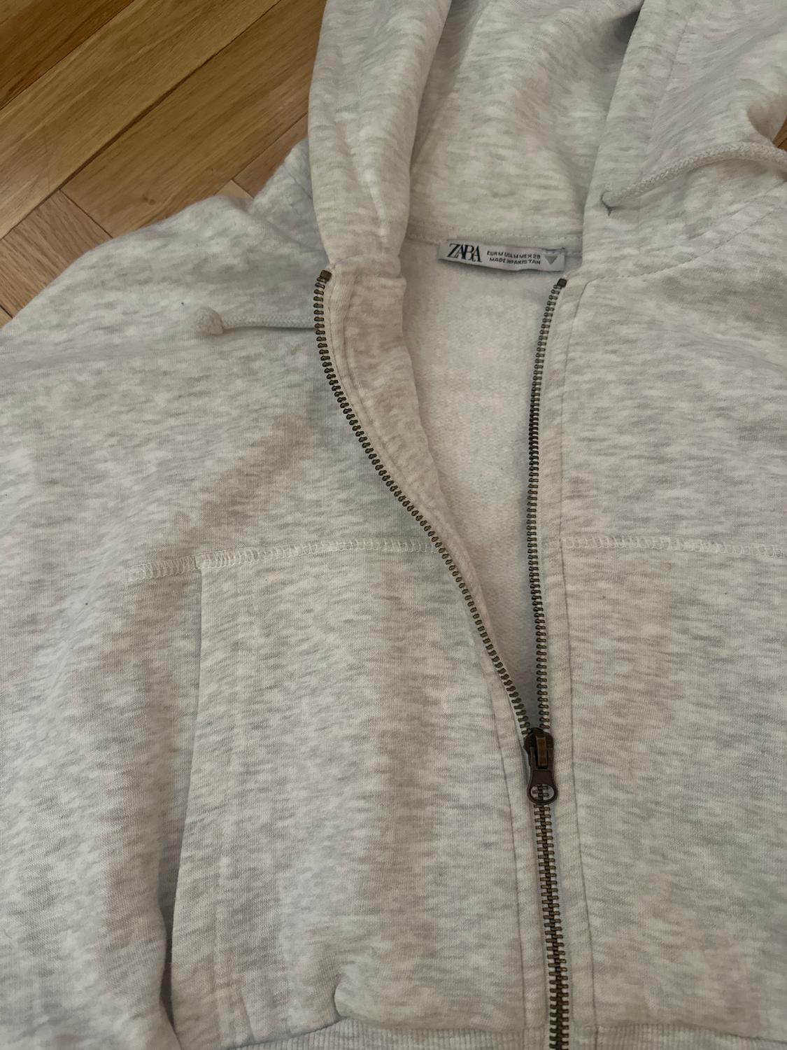 CROPPED HOODIE - Image 3