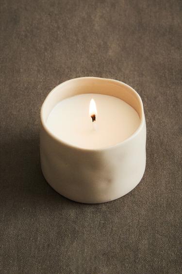 (150 G) FLOR DE NOVIEMBRE SCENTED CANDLE - Brick by Zara - Image 5