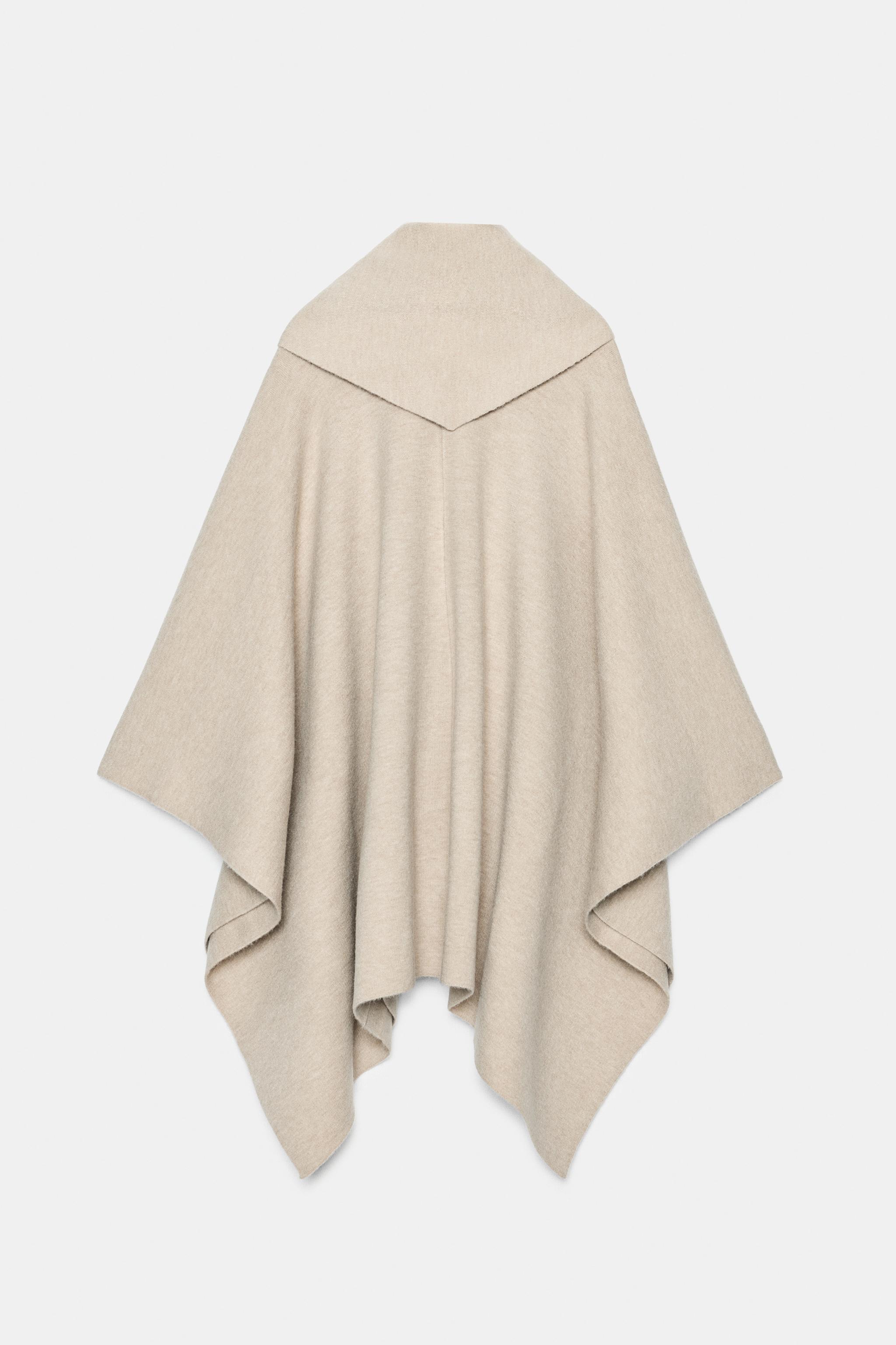 BANDANA KNIT CAPE