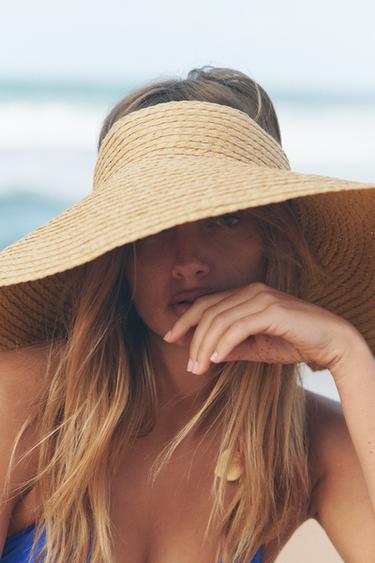 واقٍ مجدول من الشمس بحافة عريضة - بيج فاتح الخاص بـ Zara