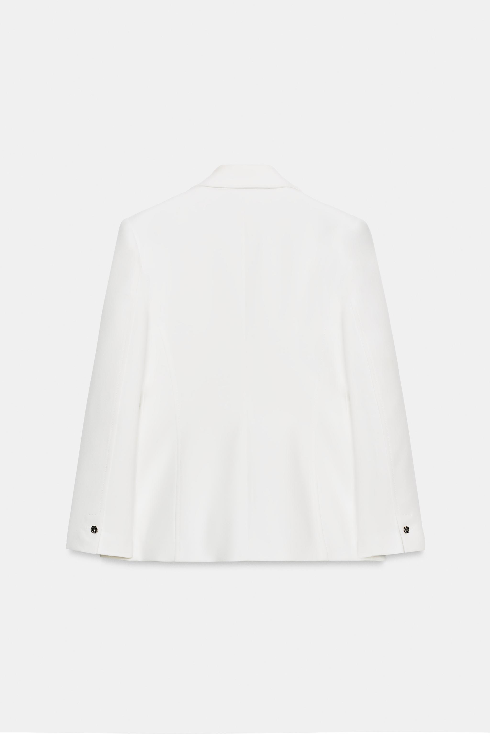 VESTE AJUSTÉE À ÉPAULETTES