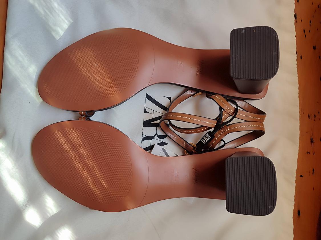 TOPSTITCHED HIGH-HEEL LEATHER SANDALS - Image 2