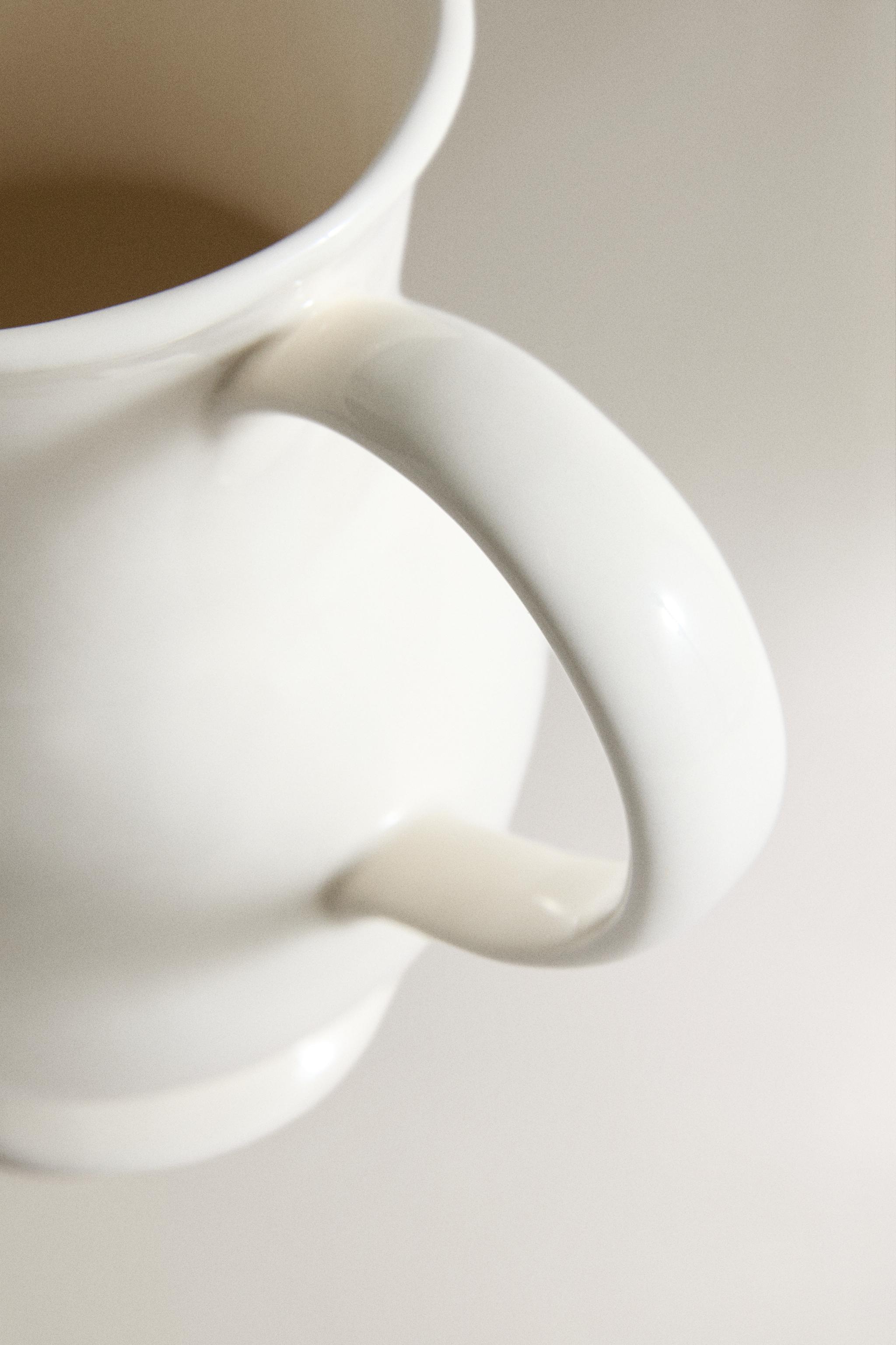 PICHET DÉCORATIF EN CÉRAMIQUE CRÈME