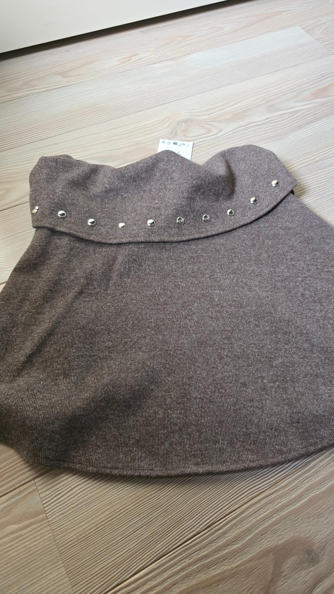 SOFT SHORT SKIRT WITH STUDS - Image 2