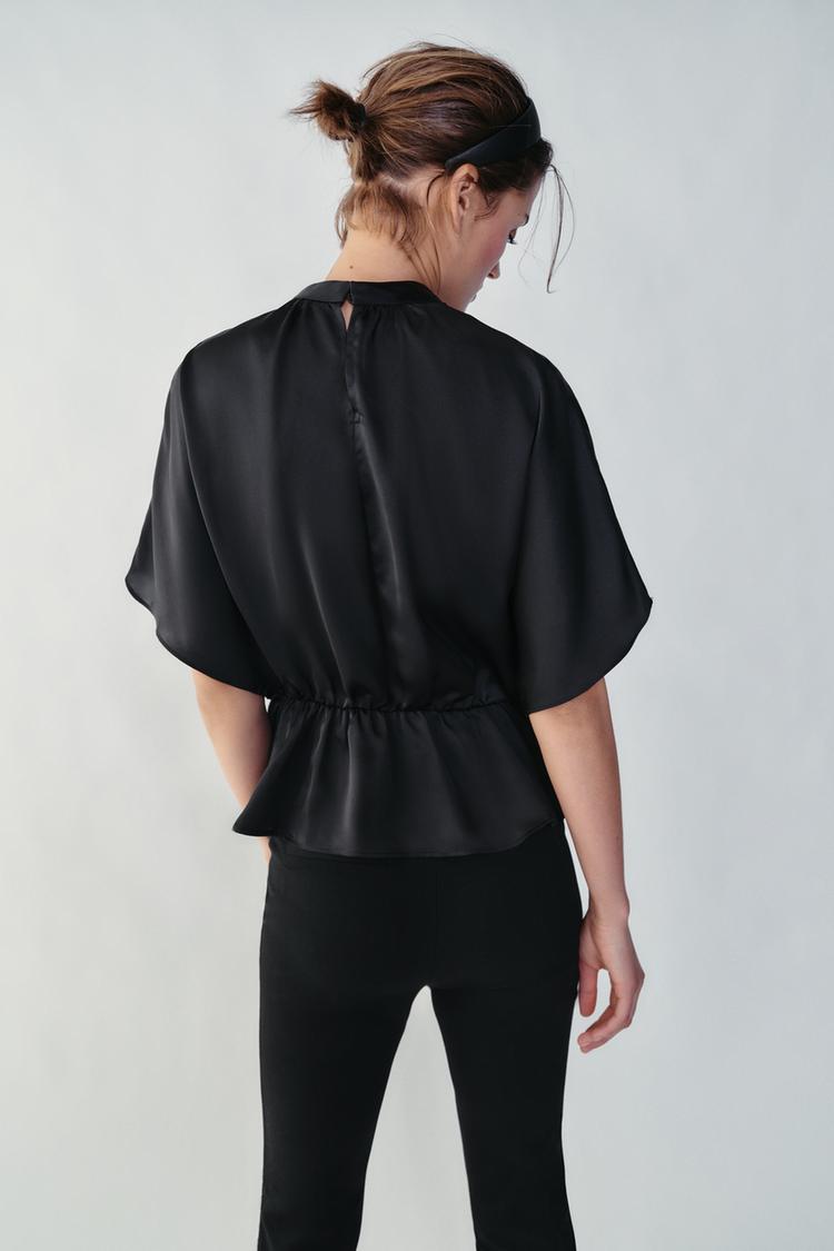 Blusa de satén drapeado 4