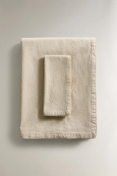 NAPPE FIL TEINT UNI - Gris taupe de Zara