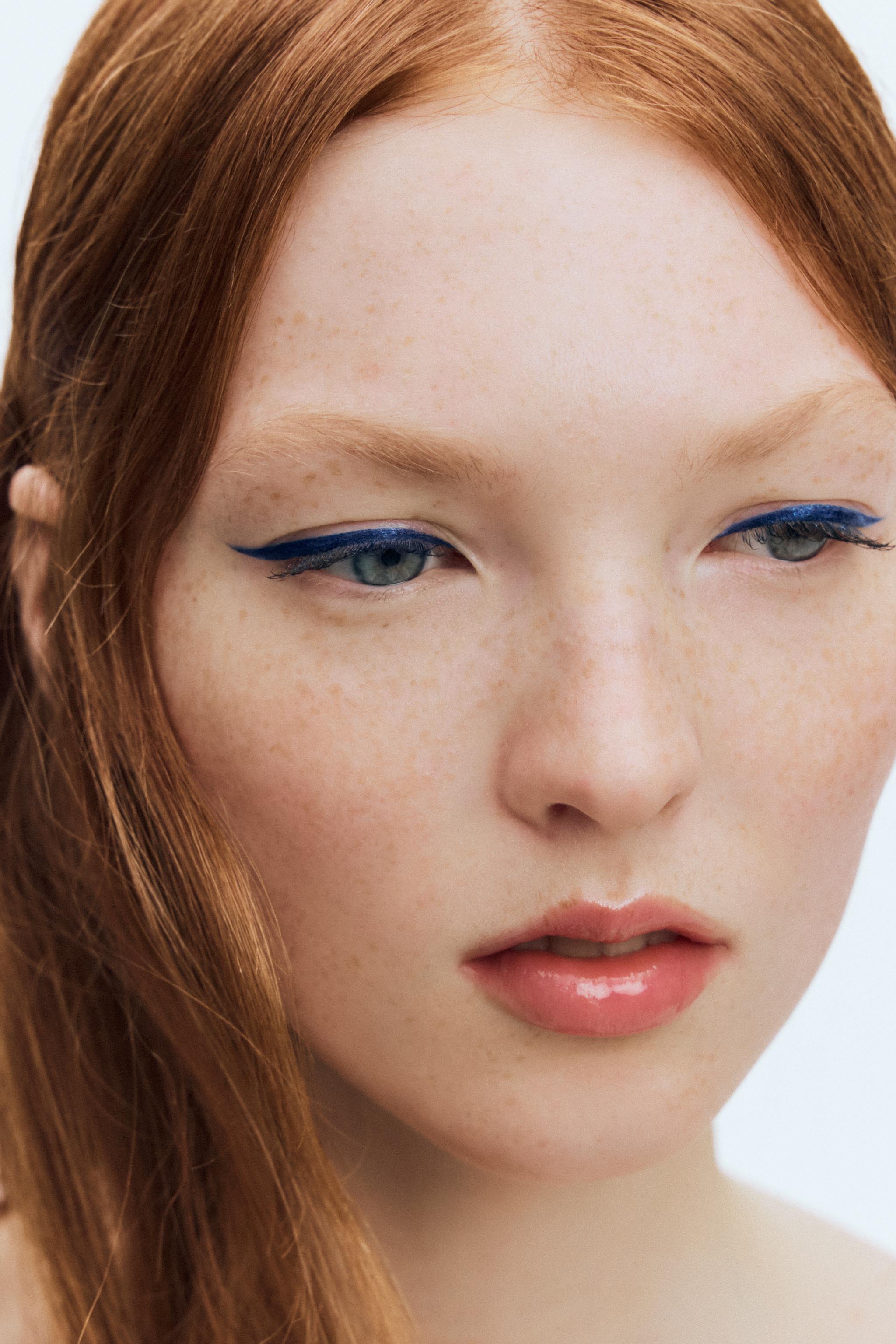 Zara LIQUID EYELINER DARKEST BLUE