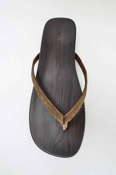SPLIT SUEDE FLAT SANDALS - Dark tan by Zara
